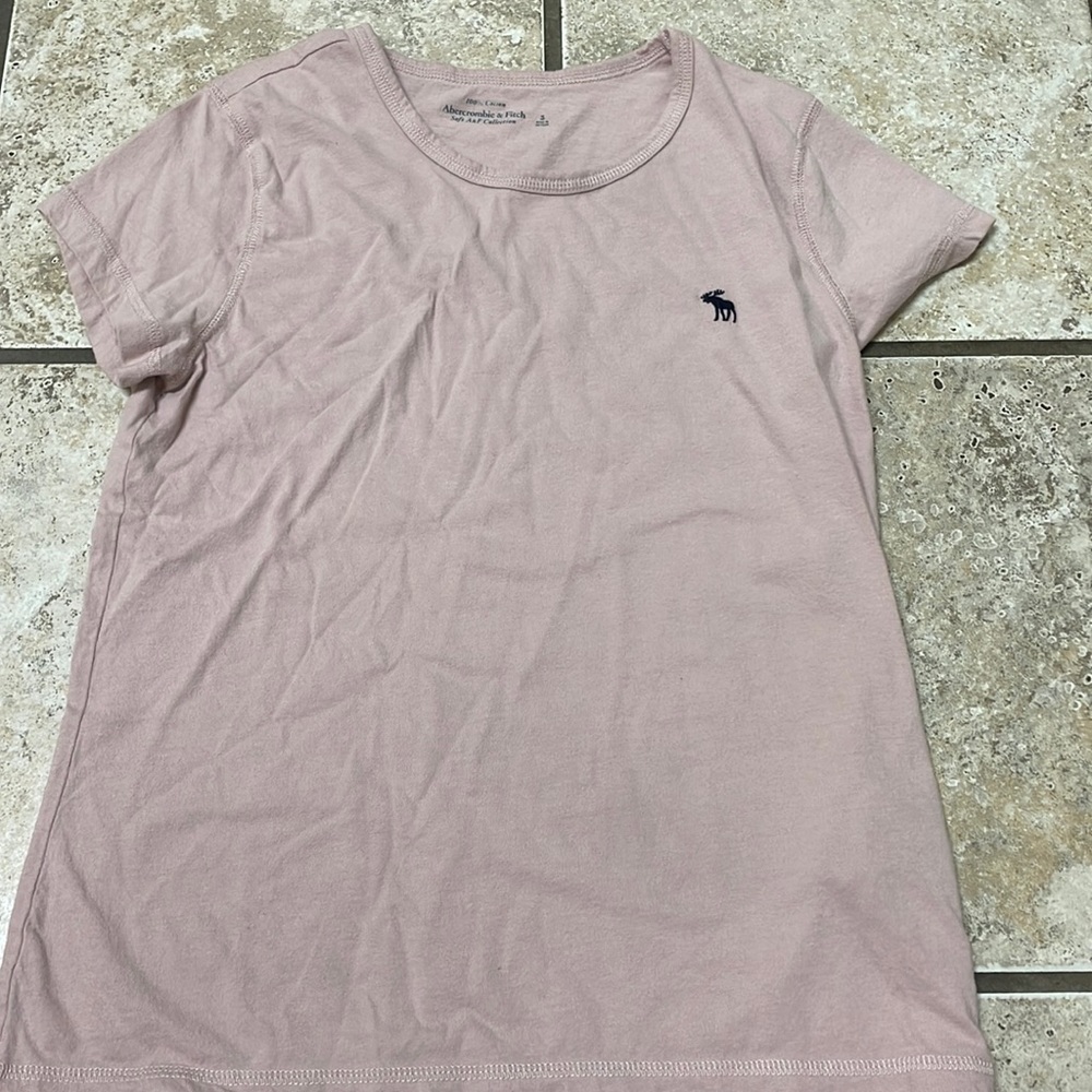 Abercrombie tee shirt